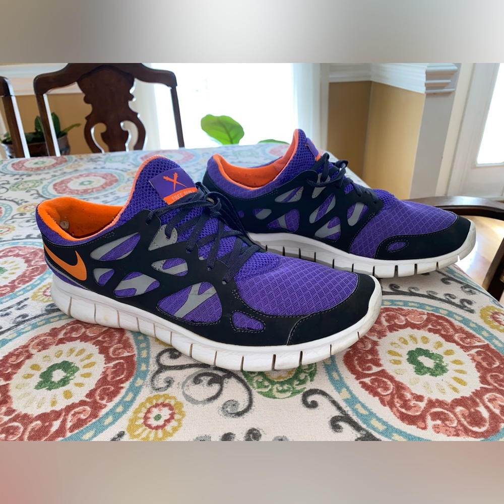 Rare Nike Men’s Free Run 2’s - size 11.5